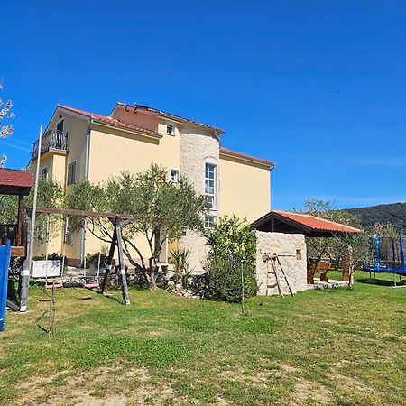 Apartments Batistic Supetarska Draga Exterior photo