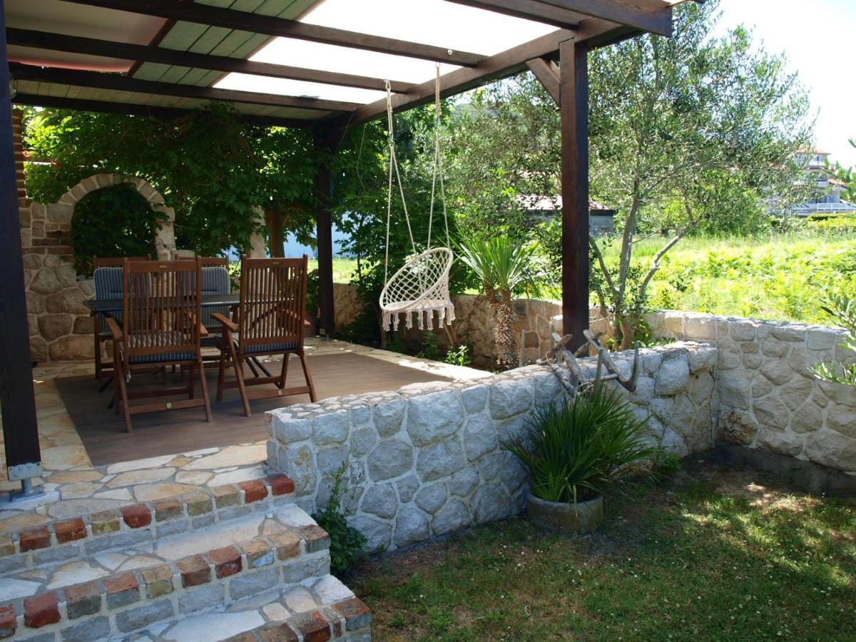 Apartments Batistic Supetarska Draga Exterior photo